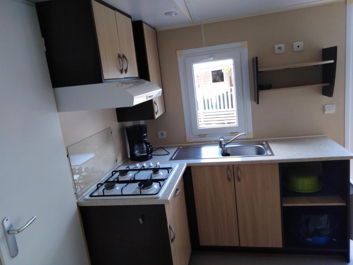 Mobil Home - Tv - Camping '4 Etoiles' - Vic-La-Gardiole - 003 Vic-la-Gardiole Exterior foto